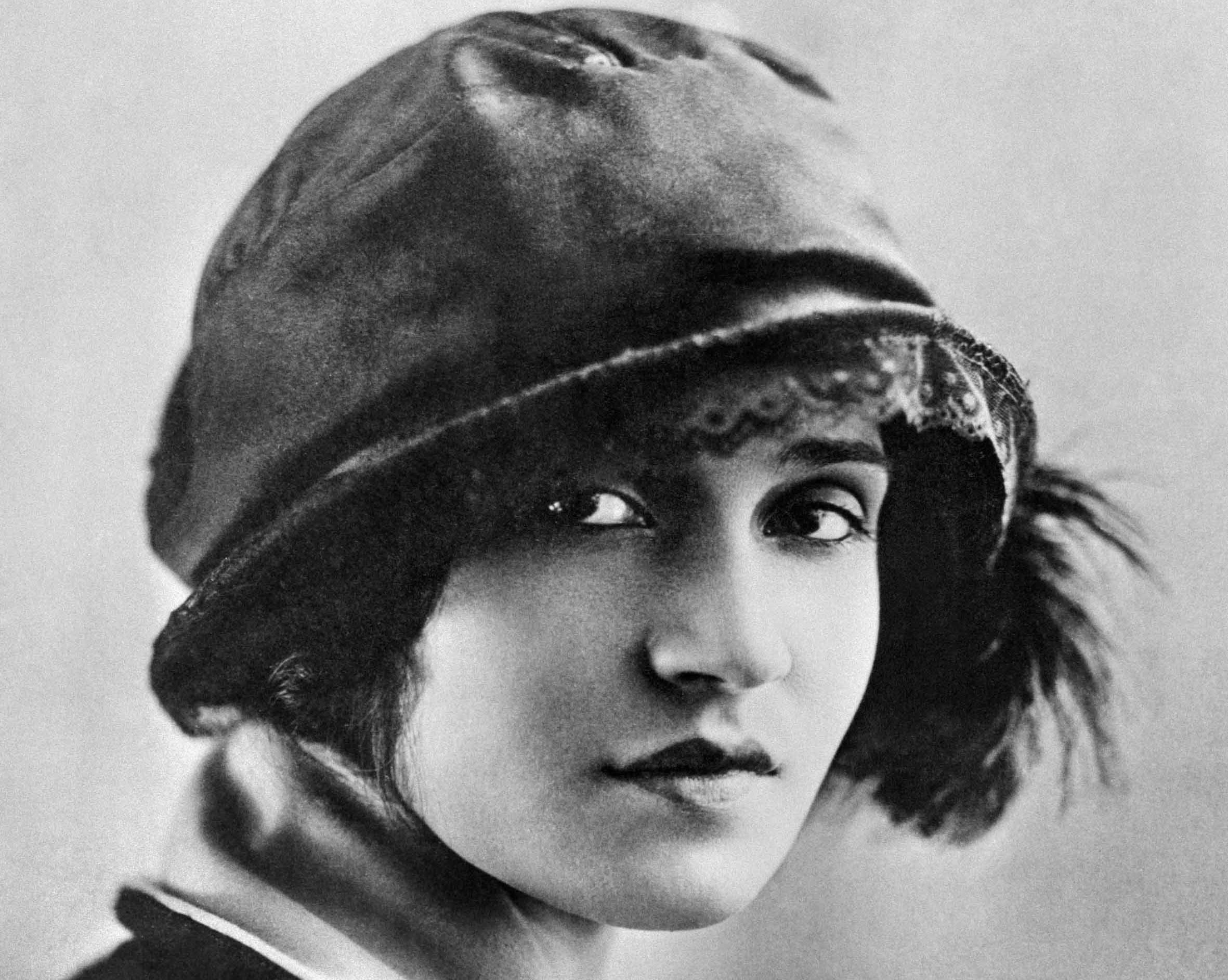 [Portrait] Tina Modotti – Dialna